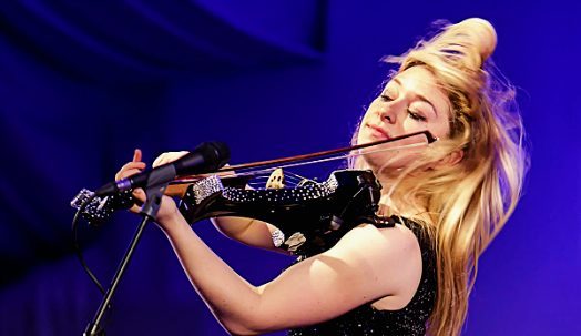 Amy Fields is one of the UK's leading wedding and events violinists