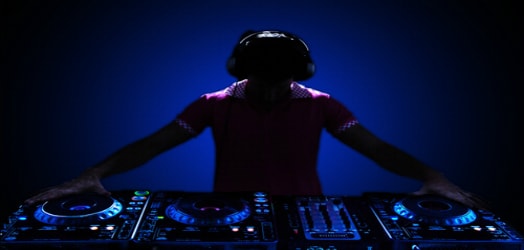 Wedding dj based in the midlands